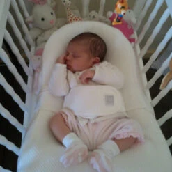 Red Castle Cocoonababy White 9 Red Castle Cocoonababy White -Finest Baby Products 3111 cocoonababy petite grenouille 1024x1024